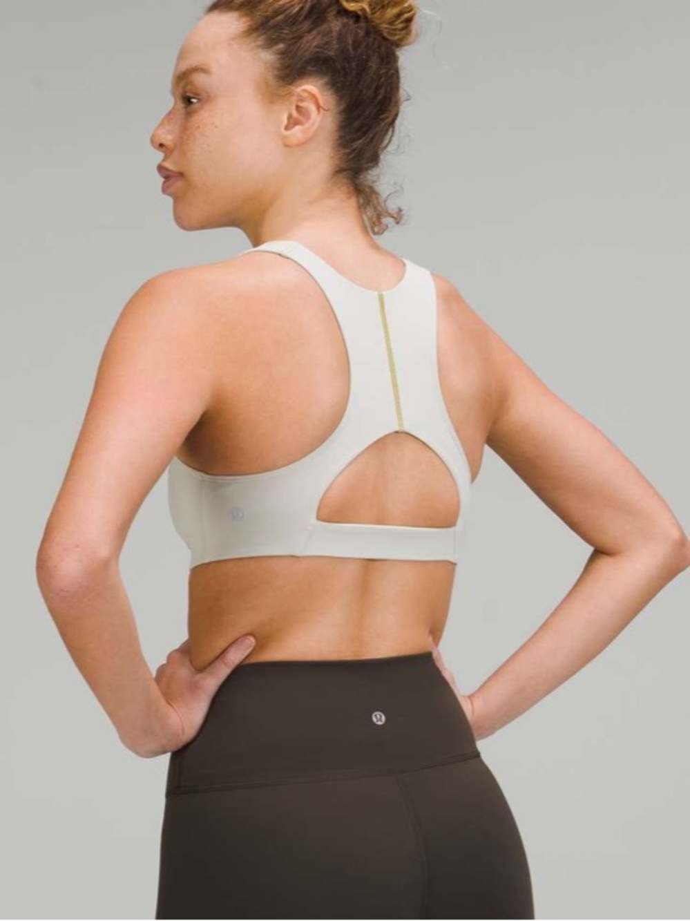 Lululemon Tough Train High-Neck Bra *Medium Support, C/D Cup